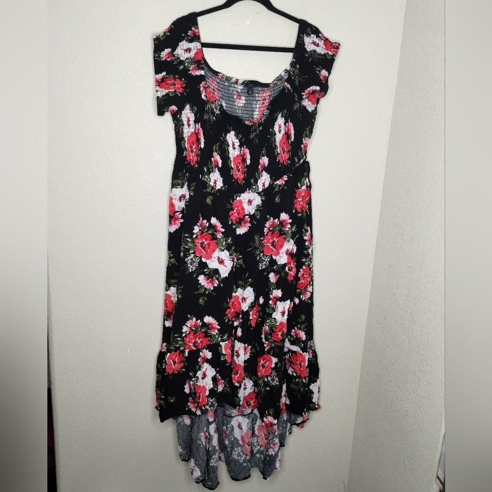 Torrid Maxi Challis Off-Shoulder Dress Black Floral Plus Size 3X - Picture 2 of 7